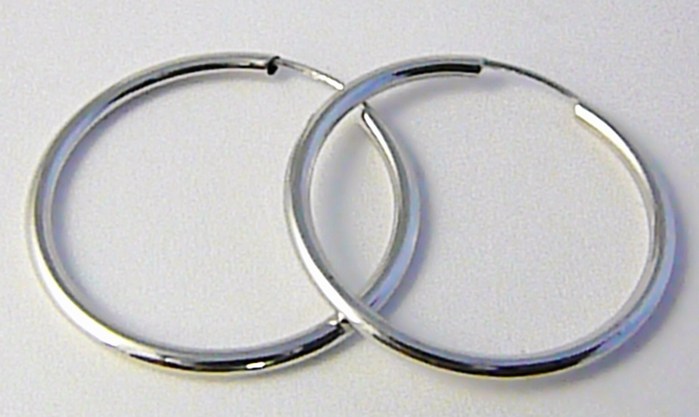 Klenoty Budín Dámské pevné zlaté kruhy z bílého zlata 2,6cm 585/0,66gr H757