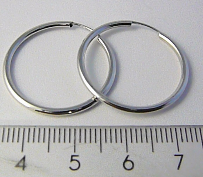 Klenoty Budín Dámské pevné zlaté kruhy z bílého zlata 2,6cm 585/0,66gr H757