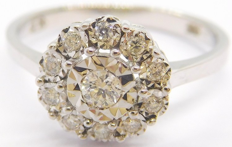 Klenoty Budín Mohutný masivní diamantový prsten z bílého zlata vel. 52 585/2,44gr HKD23