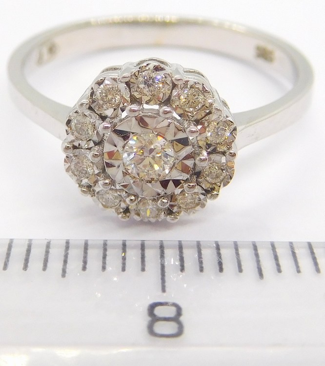 Klenoty Budín Mohutný masivní diamantový prsten z bílého zlata vel. 52 585/2,44gr HKD23