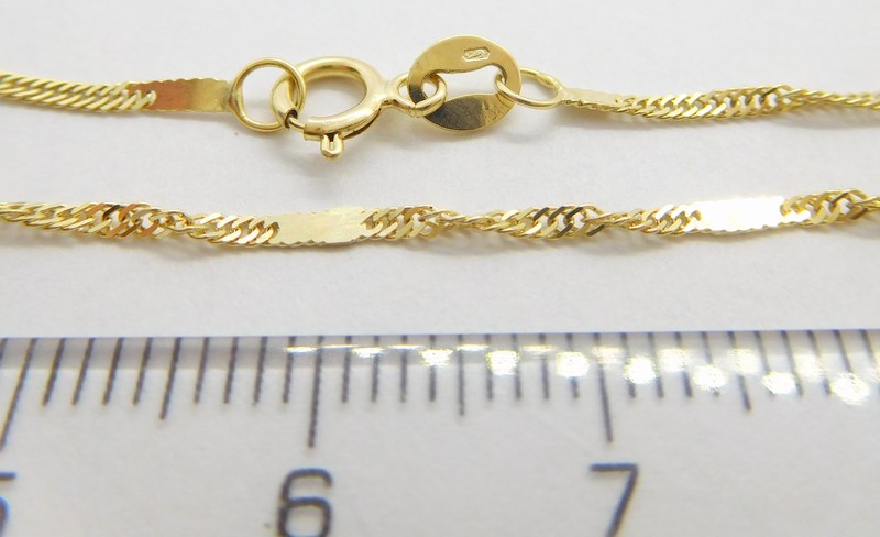 Klenoty Budín Pevný přívěskový zlatý řetízek TWIST S DESTIČKOU 585/1,98gr 50cm HK6067