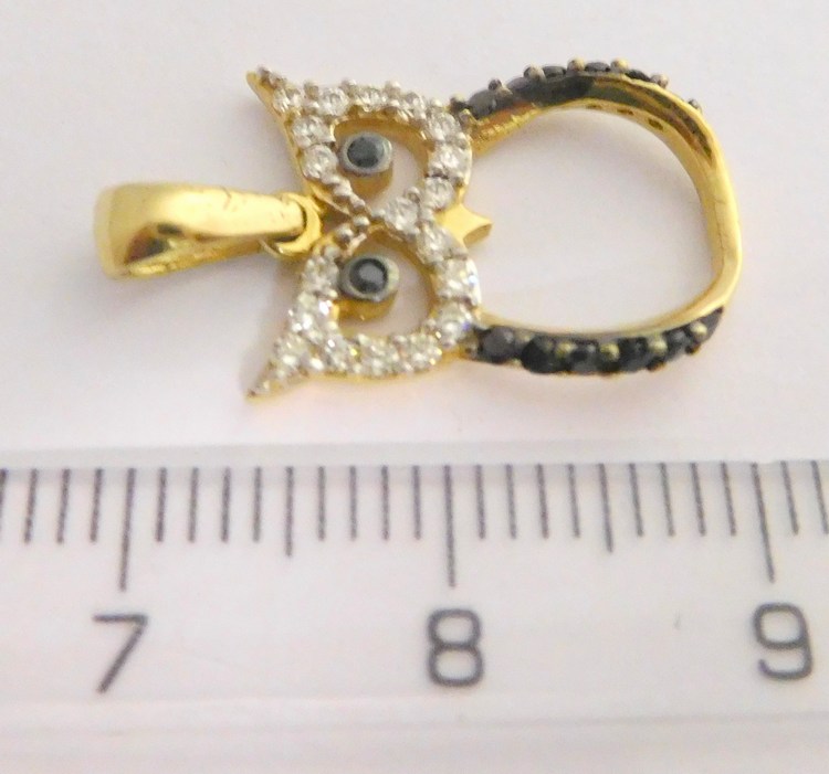 Klenoty Budín Zlatý přívěsek posetý zirkony a černými zirkony - sovička 585/1,59gr HK3118