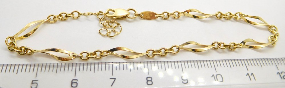 Klenoty Budín Dámský zlatý hladký náramek ze žlutého zlata 585/2,53gr 17+3cm HK7039