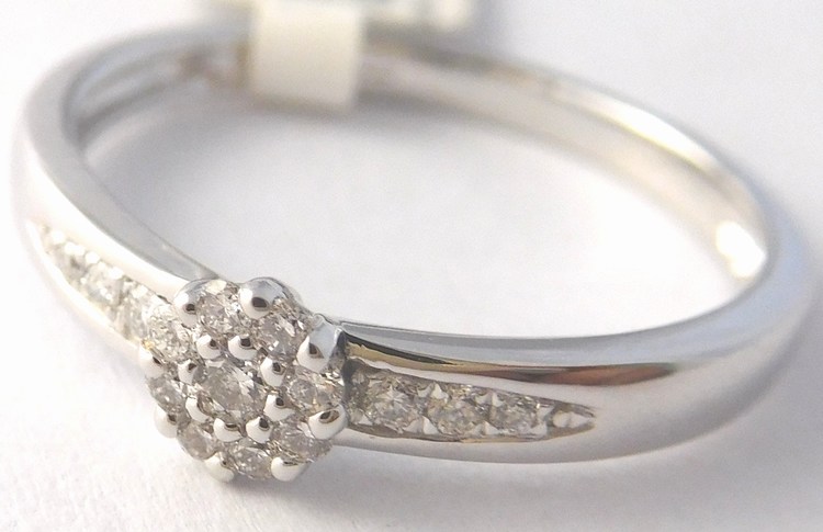 Klenoty Budín Zásnubní diamantový prsten z bílého zlata s 15ks diamantů 585/1,87gr 3861211