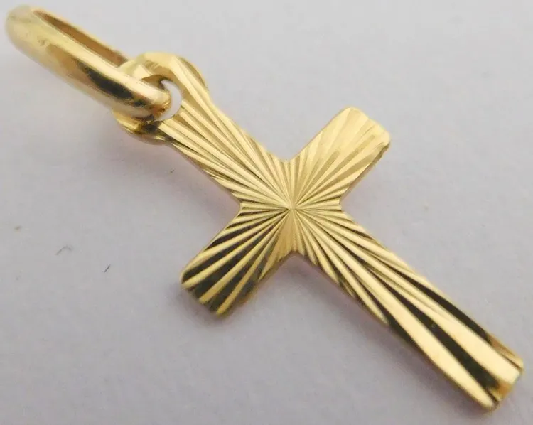 Klenoty Budín Gravírovaný zlatý křížek ze žlutého zlata - přívěsek 585/0,24gr HK3301