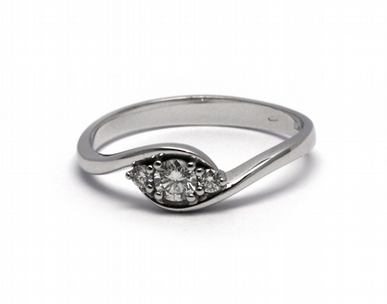 Luxusní zásnubní diamantový prsten 585/1,97 gr J-20777-12
