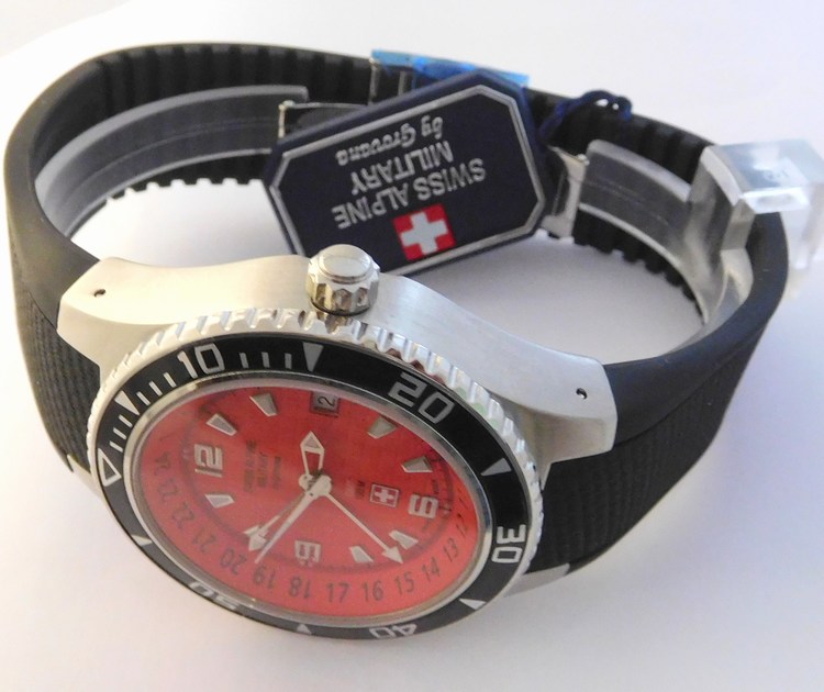 Luxusní pánské vodotěsné hodinky Swiss Alpine Millitary Grovana 1606.1836 SAM