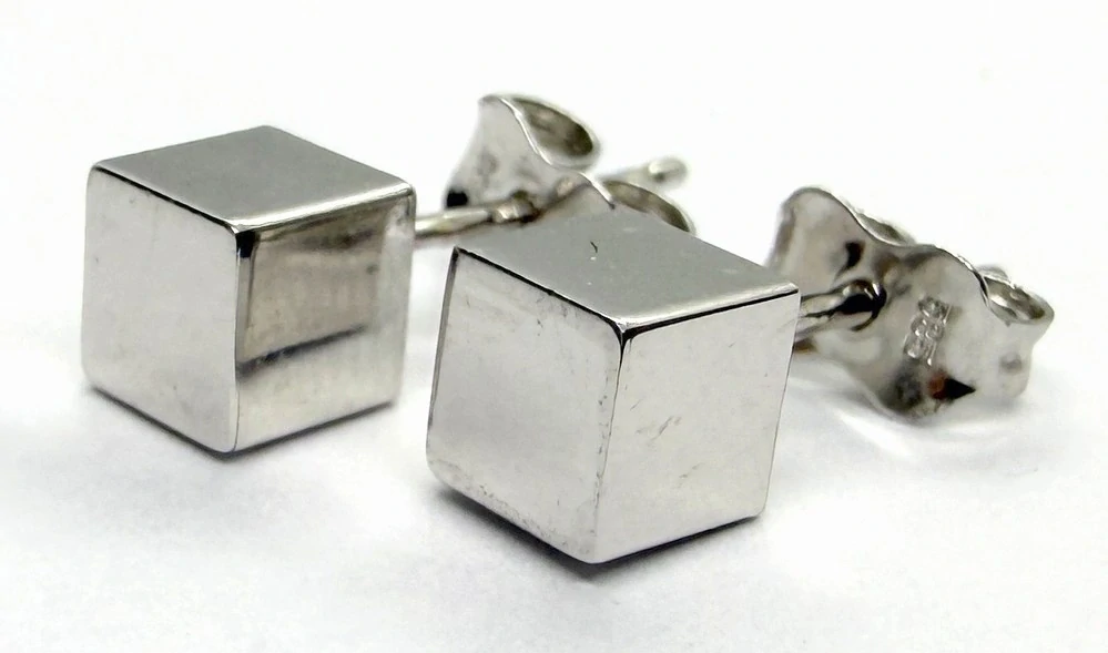 Klenoty Budín Dámské peckové zlaté náušnice z bílého zlata kostičky ryz. 585/1,16gr HK2434