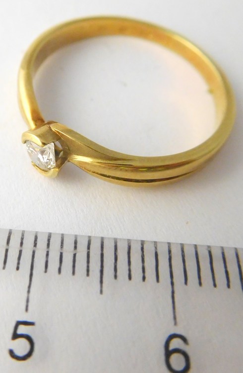 Klenoty Budín Zlatý zásnubní diamantový prsten s diamantem 0,154CT vel. 56 585/2,73gr J-14223-01