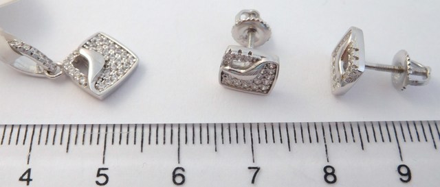 Jemná stříbrná souprava se zirkony F335