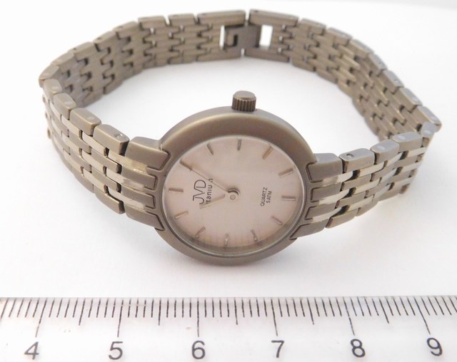 Dámské titanové  luxusní hodinky JVD titanium J5005.1 POSLEDNÍKUS NA PRODEJNĚ VE STAŇKOVĚ
