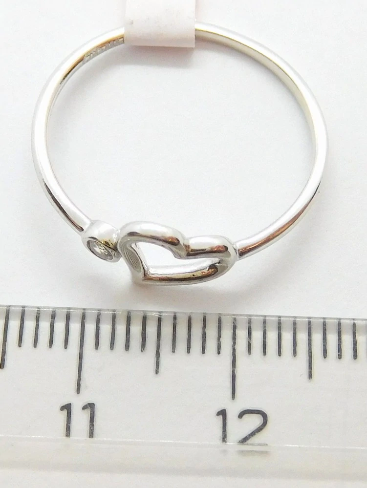 Klenoty Budín Dámský srdíčkový prsten z bílého zlata se zirkonem 585/1,16gr vel. 56 H750