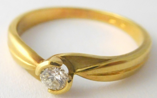 Klenoty Budín Zlatý zásnubní diamantový prsten s diamantem 0,154CT vel. 56 585/2,73gr J-14223-01