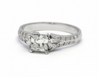 Zásnubní diamantový prsten s přírodními diamanty 585/3,13 gr J-21609-12